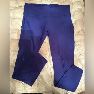 Fast and Free HR Tight 28” Fleece lined Color Psychic